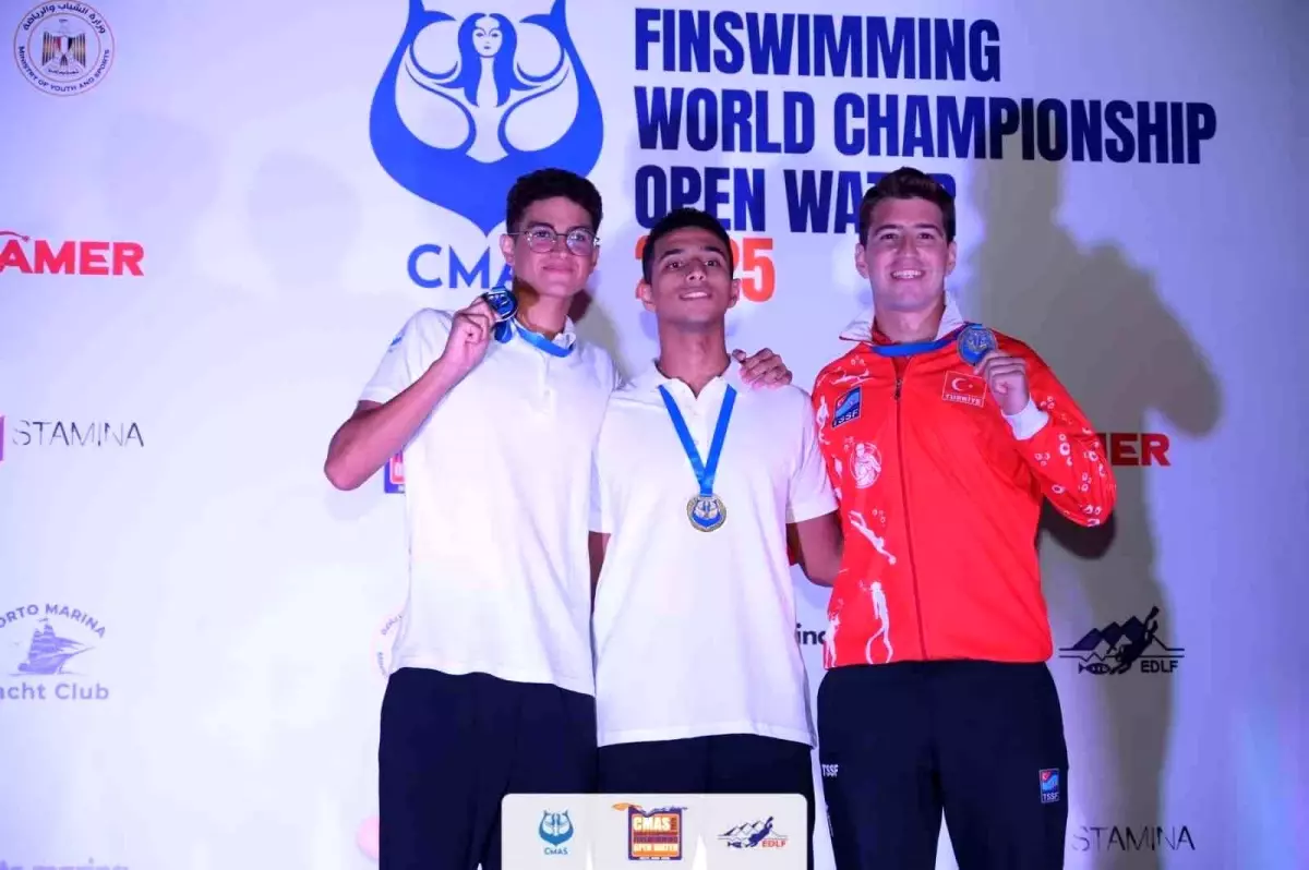 derin toparlak dunya paletli yuzme sampiyonasinda bronz madalya kazandi QakJv2WT.jpg