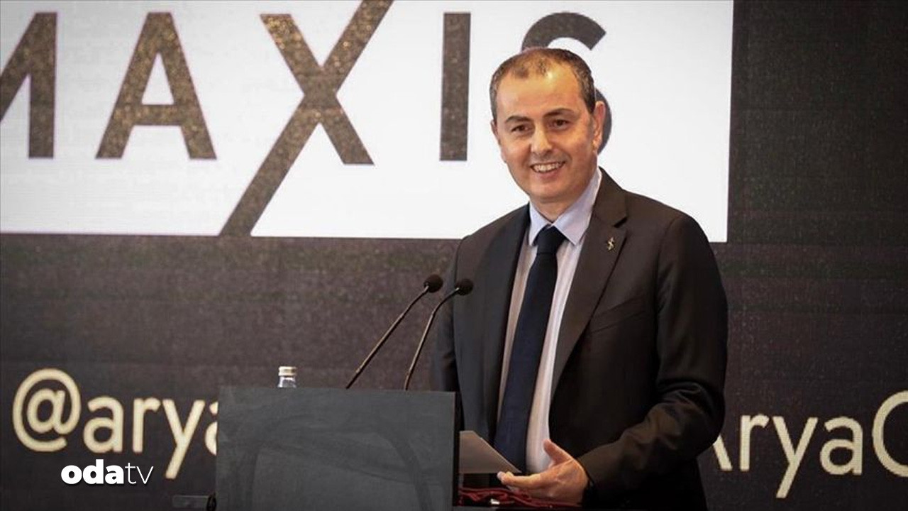 gazi mustafa kemal ataturkun kurucu celal bayarin es kurucu oldugugirisim turkiye is bankasi QS2H4rlD.jpg