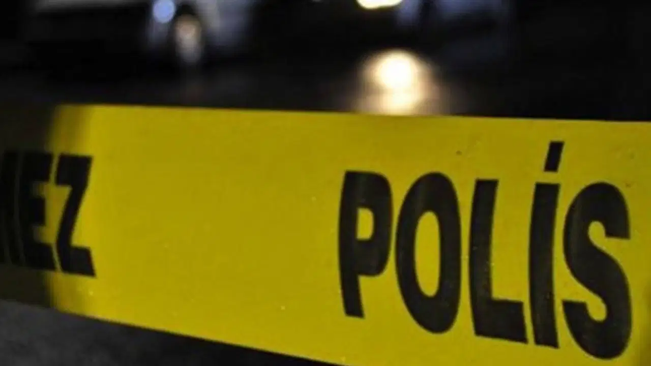 mardinde 2 otomobilin carpistigi kazada 7 kisi yaralandi 1hIMUd5y.jpg