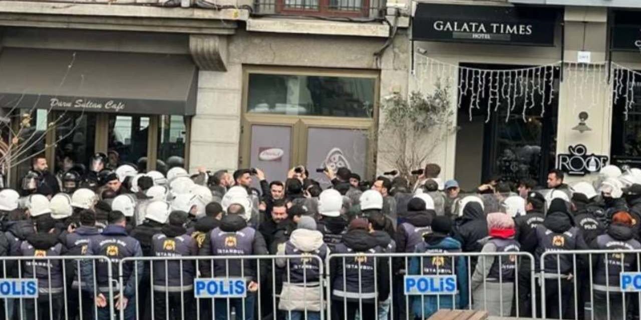 nazim dastan ve cihan bilgin icin yapilan basin aciklamasinda gozaltina alinan gazeteciler beraat etti tLwgZAsH.jpg